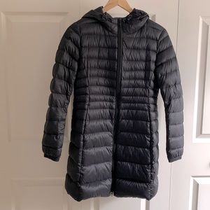 Uniqlo Ultra-Light Down Mid-Length Coat, black, women’s small, packs very small